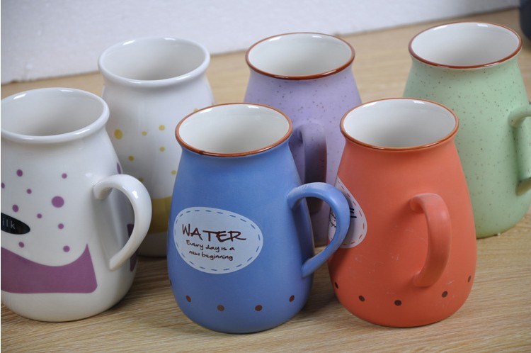 Kaffeekeramik-Becher-Tasse, kundenspezifische kundenspezifische Logo-Keramikbecher