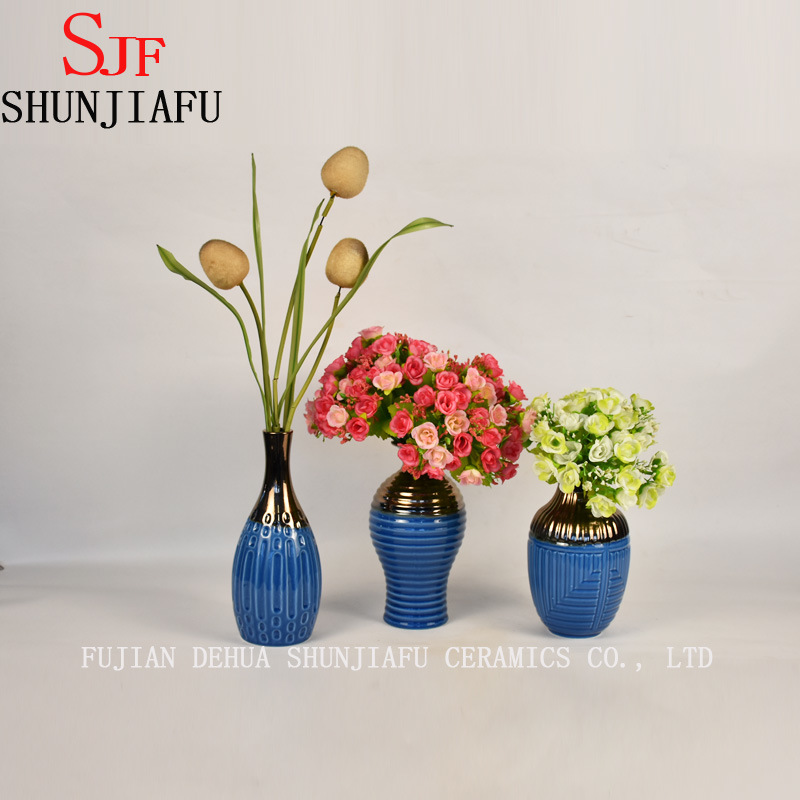 Keramikvase / dekorativer Blumenstrau&szlig;halter Blau