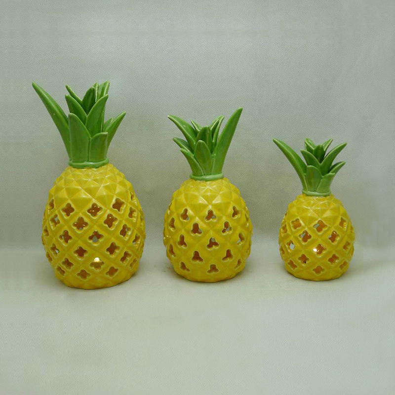 Galvanisierte Keramik Gold Ananas Home Decoration LED