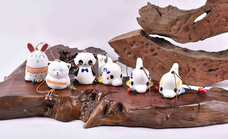 Verarbeitung von kundenspezifischen verschiedenen Zeichentrickfiguren Kreative Keramik-Gl&ouml;ckchen