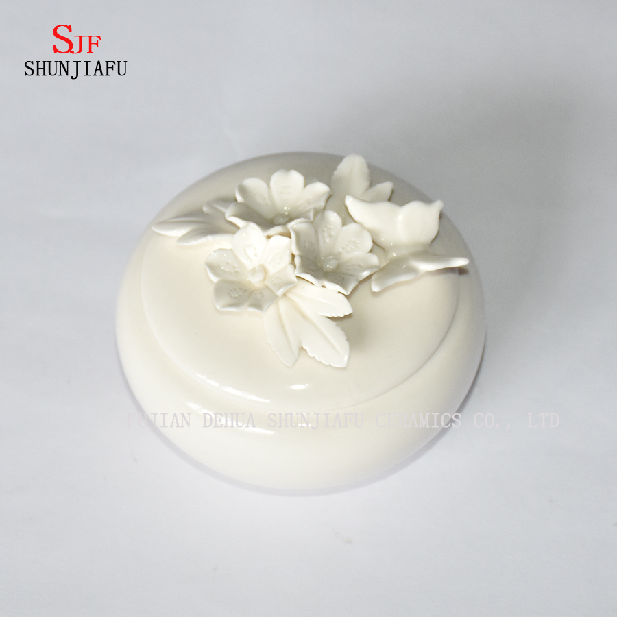 Hochwertige Schmuckschatulle aus wei&szlig;em Porzellan - Geschenk-Weihnachten