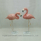 Stehende Flamingofigur aus Keramik zur Dekoration