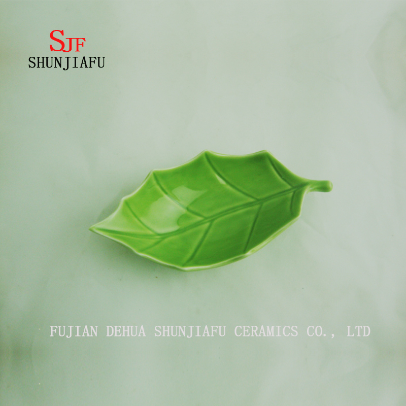 Gr&uuml;ne Blattform Gew&uuml;rzschale Glasur Keramikessig Gew&uuml;rzsalat Sojasauce Sushi Wasabi Tauchschalen / 2 Gr&ouml;&szlig;e