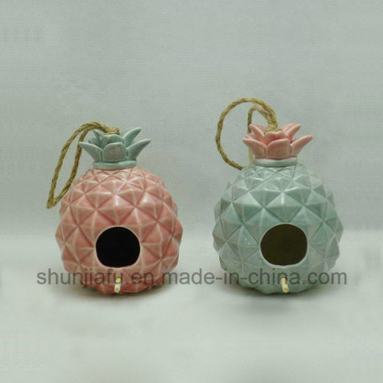 Geschenke & Dekor Keramik Love Shack Vogelhaus mit Ananas geformt
