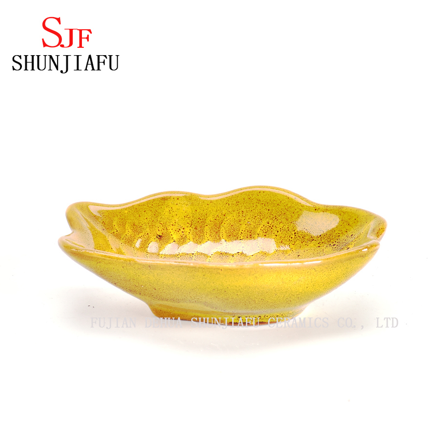 L&ouml;ffelf&ouml;rmige Keramiksauce Dish White Color Porzellan-Verkostungsl&ouml;ffel