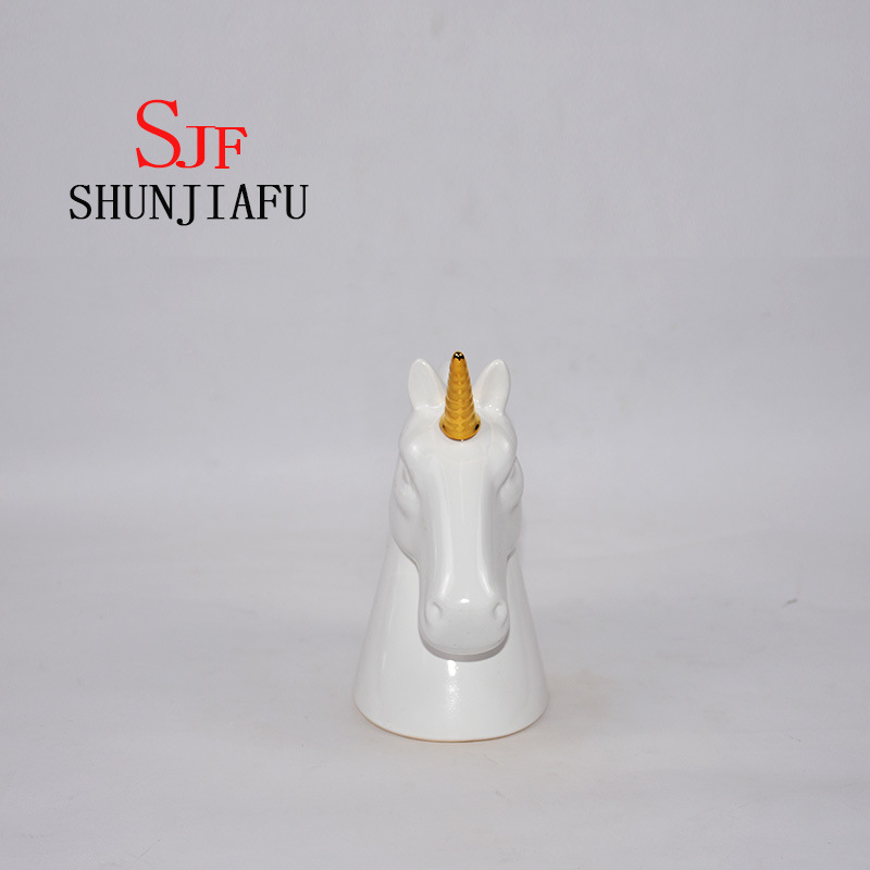 Sparschwein aus Keramikpferdekopf