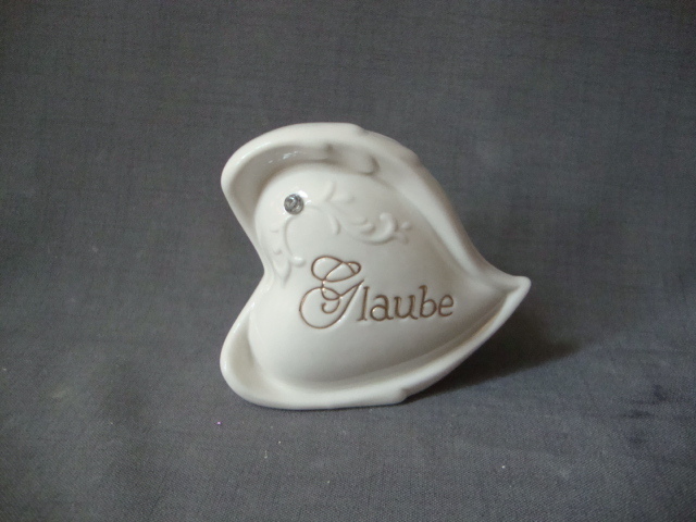 Porzellan Home Decorations Herz geformt mit k&uuml;nstlichem Kristall, wei&szlig;