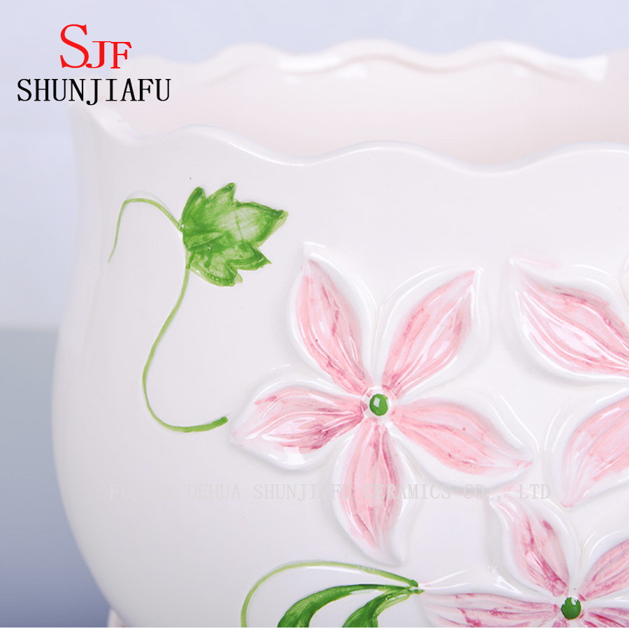 Frischer, ruhig eleganter Keramik-Blumentopf