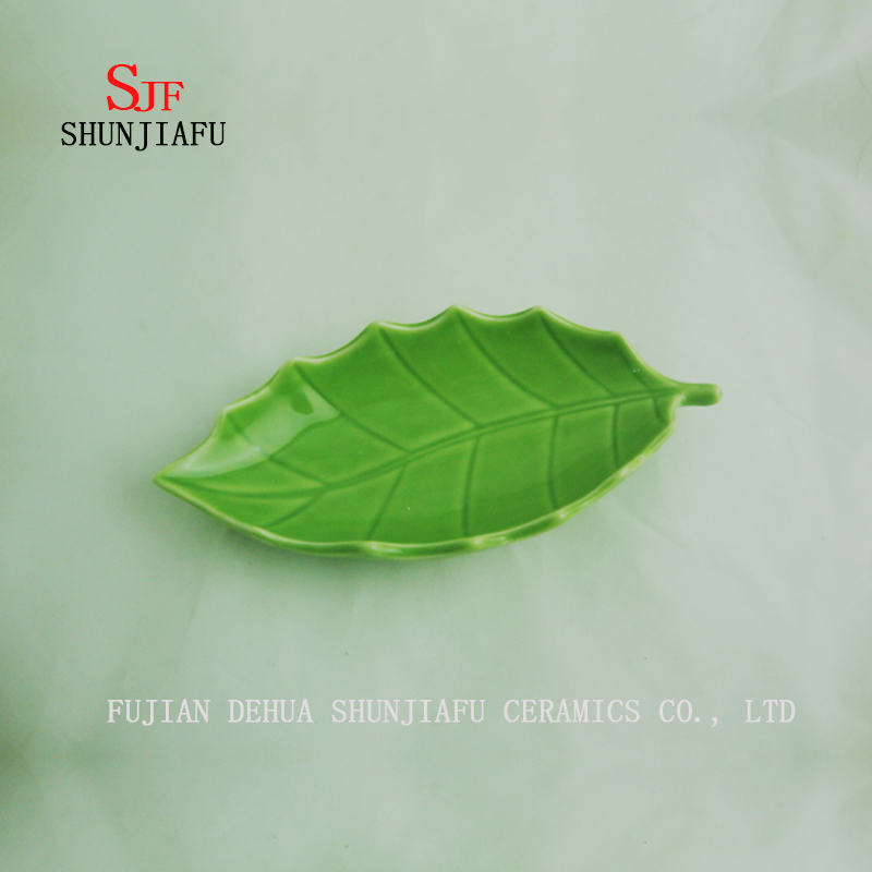 Gr&uuml;ne Blattform Gew&uuml;rzschale Glasur Keramikessig Gew&uuml;rzsalat Sojasauce Sushi Wasabi Tauchschalen / 2 Gr&ouml;&szlig;e