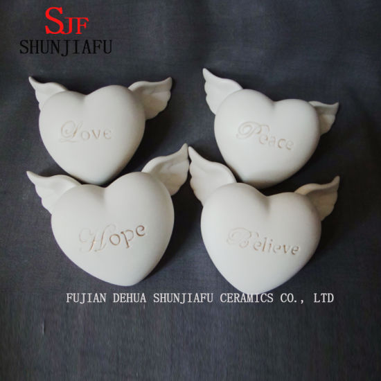 Neue Design Keramik Liebesform mit Flügel, Herzform, zur Dekoration. Weiß