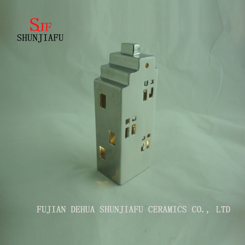 Keramikkerzenhalter des modernen Geb&auml;udes. /ein