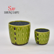 Grüner Keramik-Blumentopf für Dekor