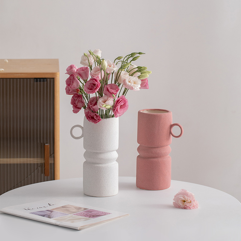 Akzeptieren Sie die maßgeschneiderte Verarbeitung verschiedener Farben und Stile rosa 、 Schwarz -Weiß -Keramikvasen