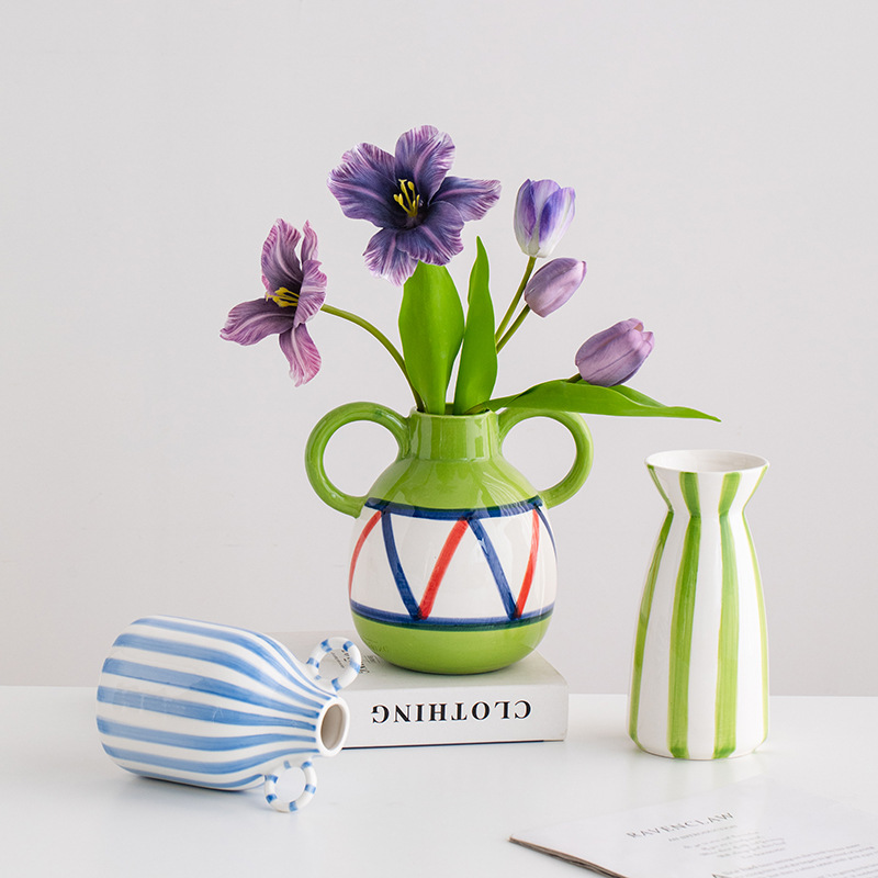 Kompakte Konstruktionen für kleine Apartments Keramikvasen für städtische Räume