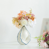 Großhandel mit modernen Rüschen-Keramikvasen mit künstlichen Blumen, anpassbares OEM/ODM-Blumenarrangement-Herzstück für die Heim- und Hoteldekoration