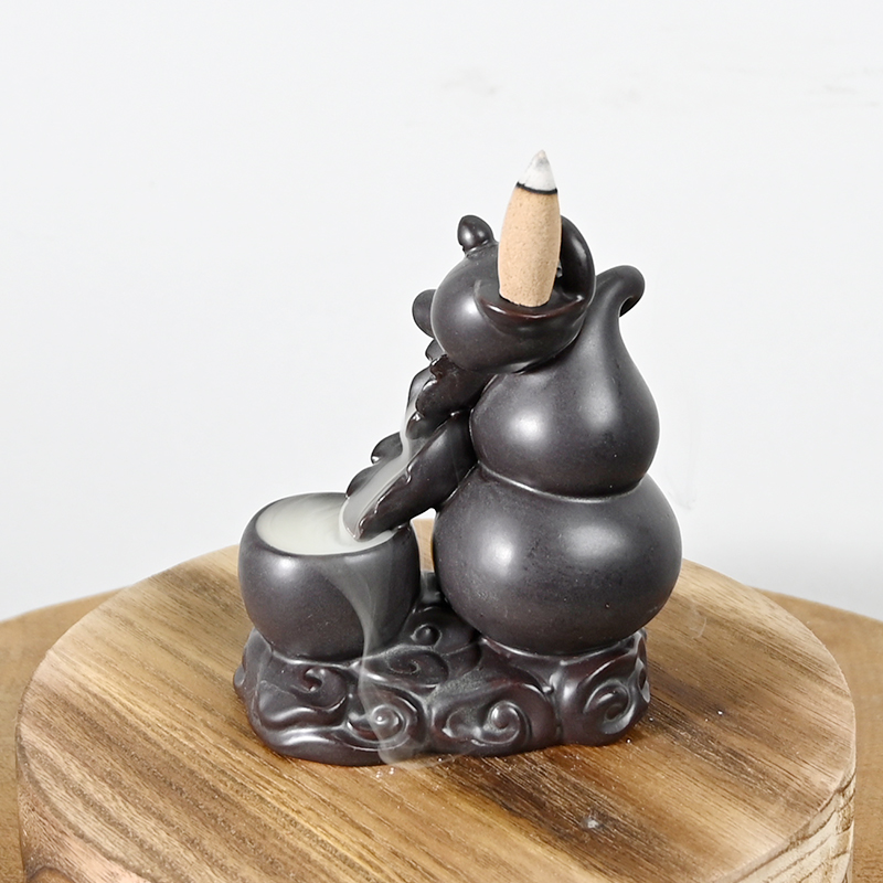 Keramik drei Teekannenstile Wasserfall Backflow-Räucherzapfenbrenner