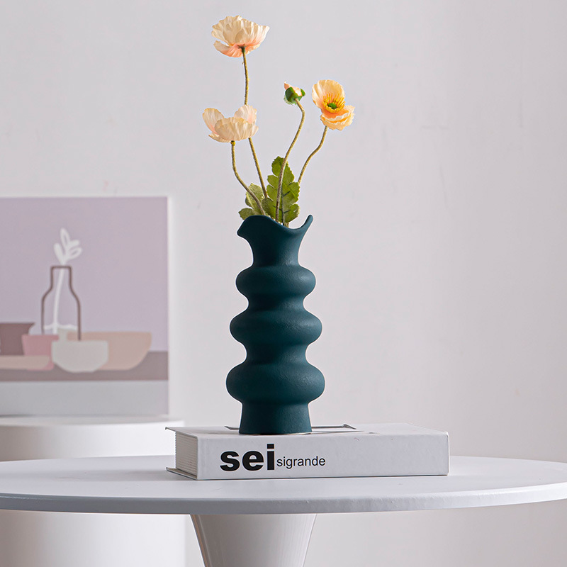 Pink, Blau, Schwarz, Weiß, Dreischicht Blumenstil Design Keramikvasen für die Heimdekoration