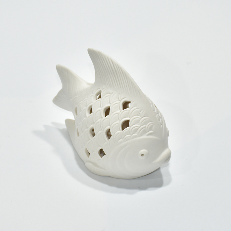 Desktop Light Hohlout Ceramic Fish Design LED Lantern