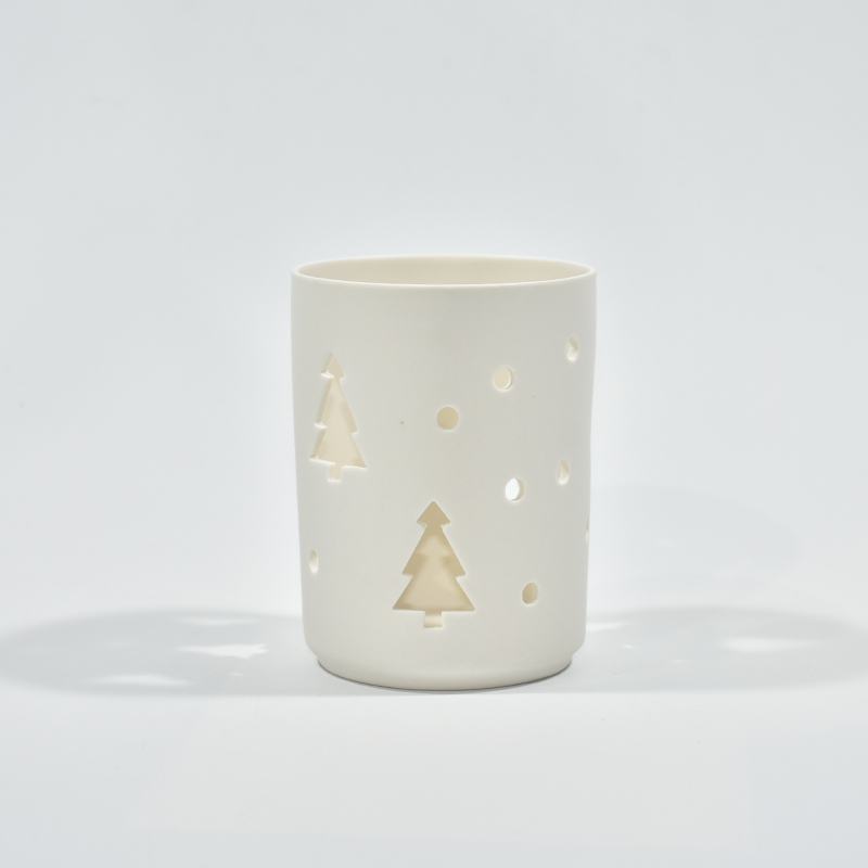 Weißes Porzellan kreisförmiger Hohlkerzenbecher Keramik Hohlausmuster Teelicht Kerzenhalter
