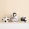 Wo die Erde Artisanal Ceramic Vase trifft