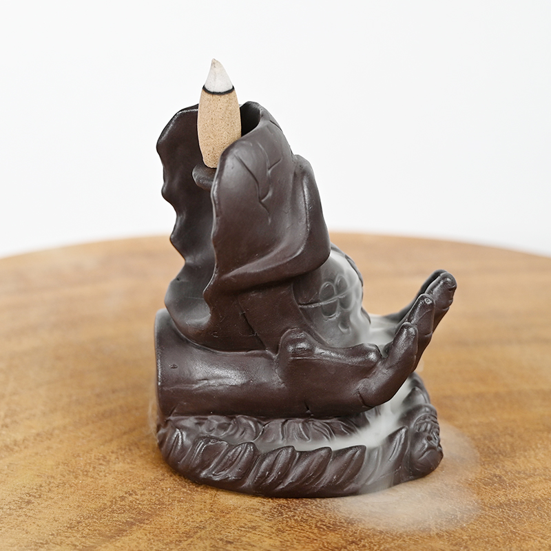 Keramische Handhold-Schädel-Design-Wasserfall-Kegel-Räucherstäbchen-Backflow-Räucherbrenner