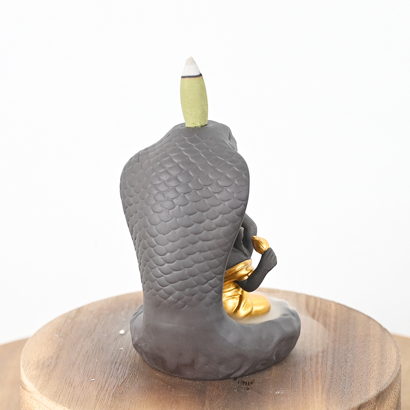 Skulpturen im Ganesha und Schlangenstil Ganesha Stil Design Keramik Wasserfall Backflow Weihrauchbrenner