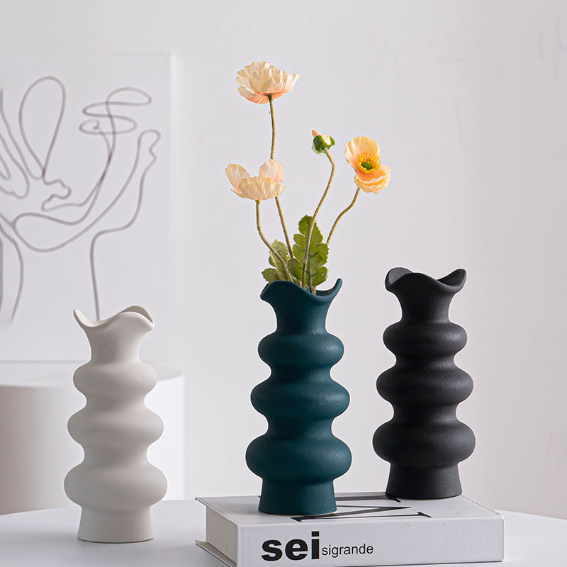 Pink, Blau, Schwarz, Weiß, Dreischicht Blumenstil Design Keramikvasen für die Heimdekoration