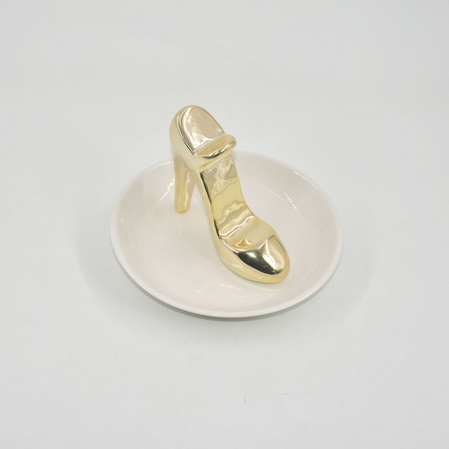 Golden Shoe Style Home Decor Geschenk Schmuck Display Tray Hochzeitsgeschenk Keramik Ringhalter Custom Trinket Tray