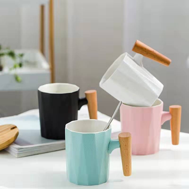 benutzerdefinierte Logo Geschenkbox Porzellan Kaffeetasse Set Holzgriffe Keramik Tasse